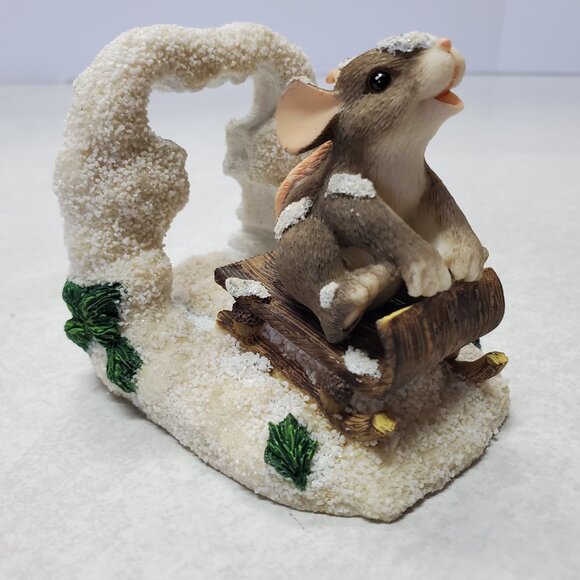 Charming Tails Figurine Collectible Dashing Through The Snow Sledding Mouse - Picture 10 of 11